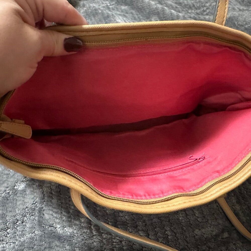 Tote - Picture 3 of 5